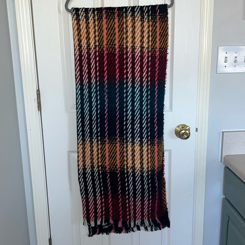 Steve Madden Scarf